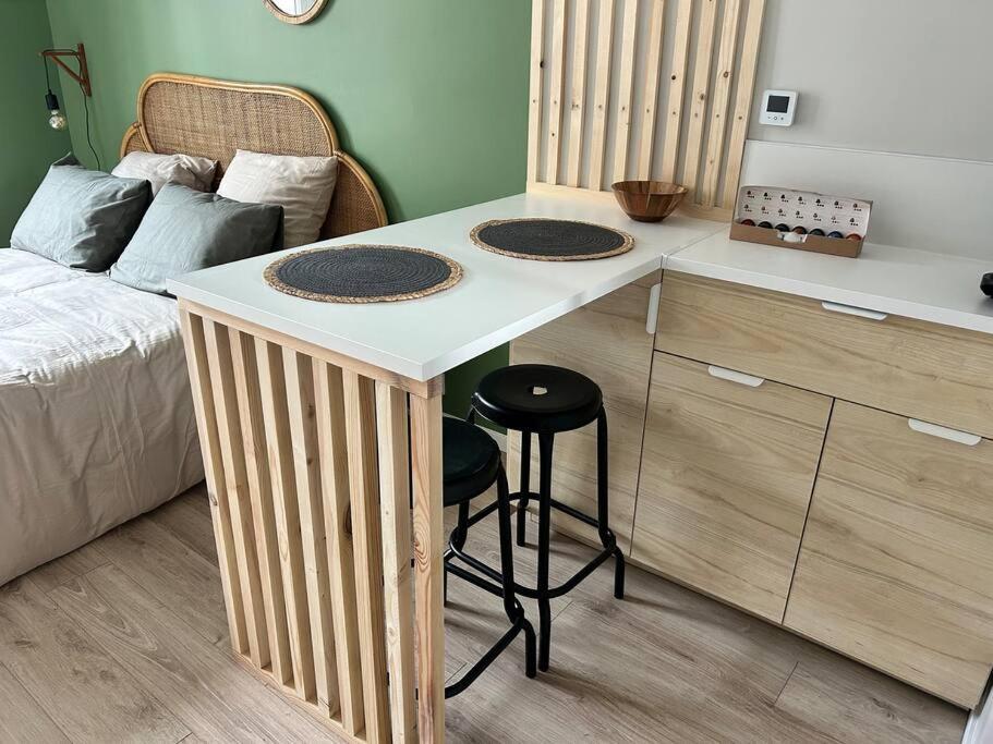 Апартаменты Chez Micheline Menage Et Linge Inclus Дьепп Экстерьер фото